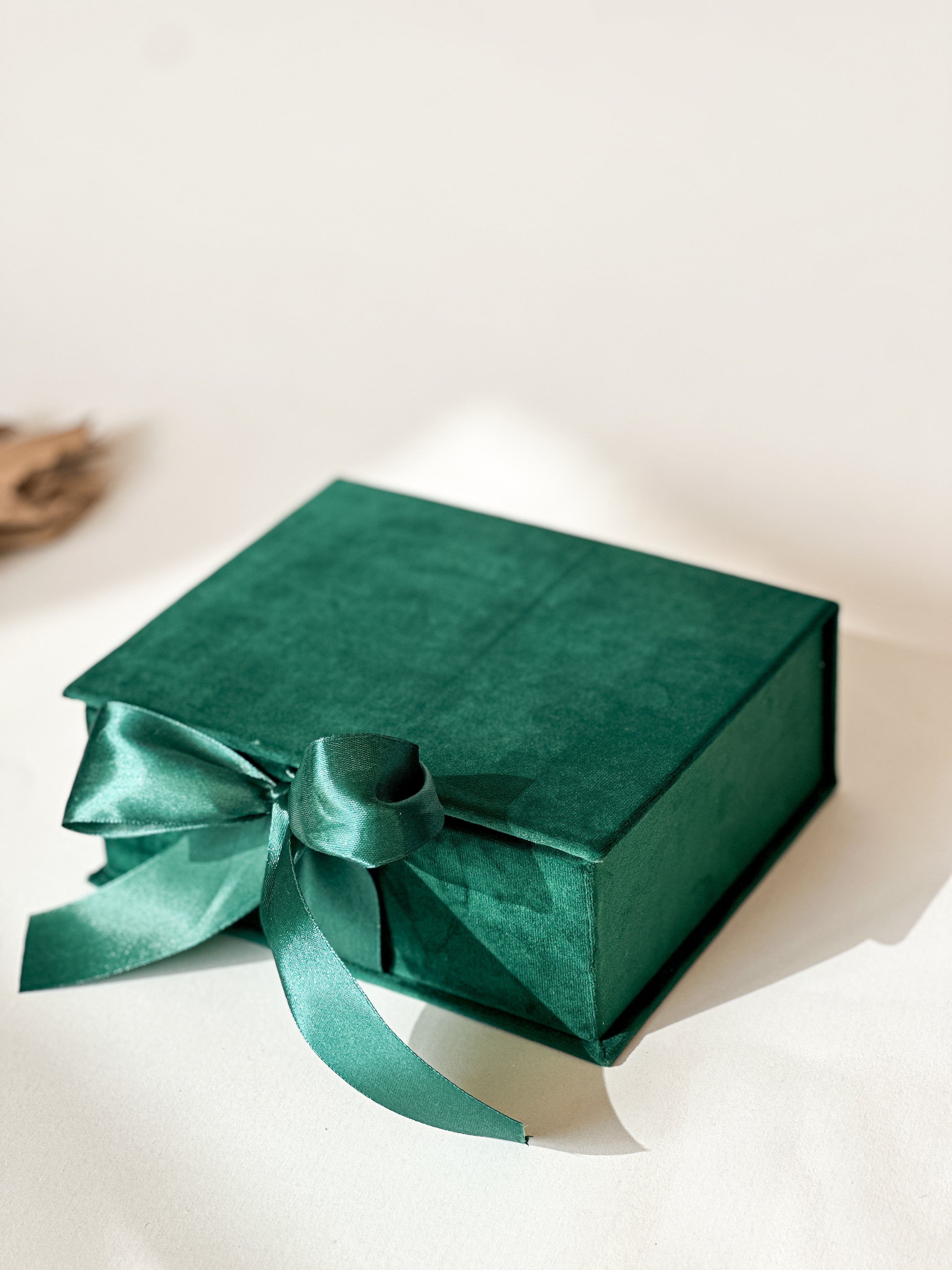 Rankų darbo dėžutė “Smaragdas”