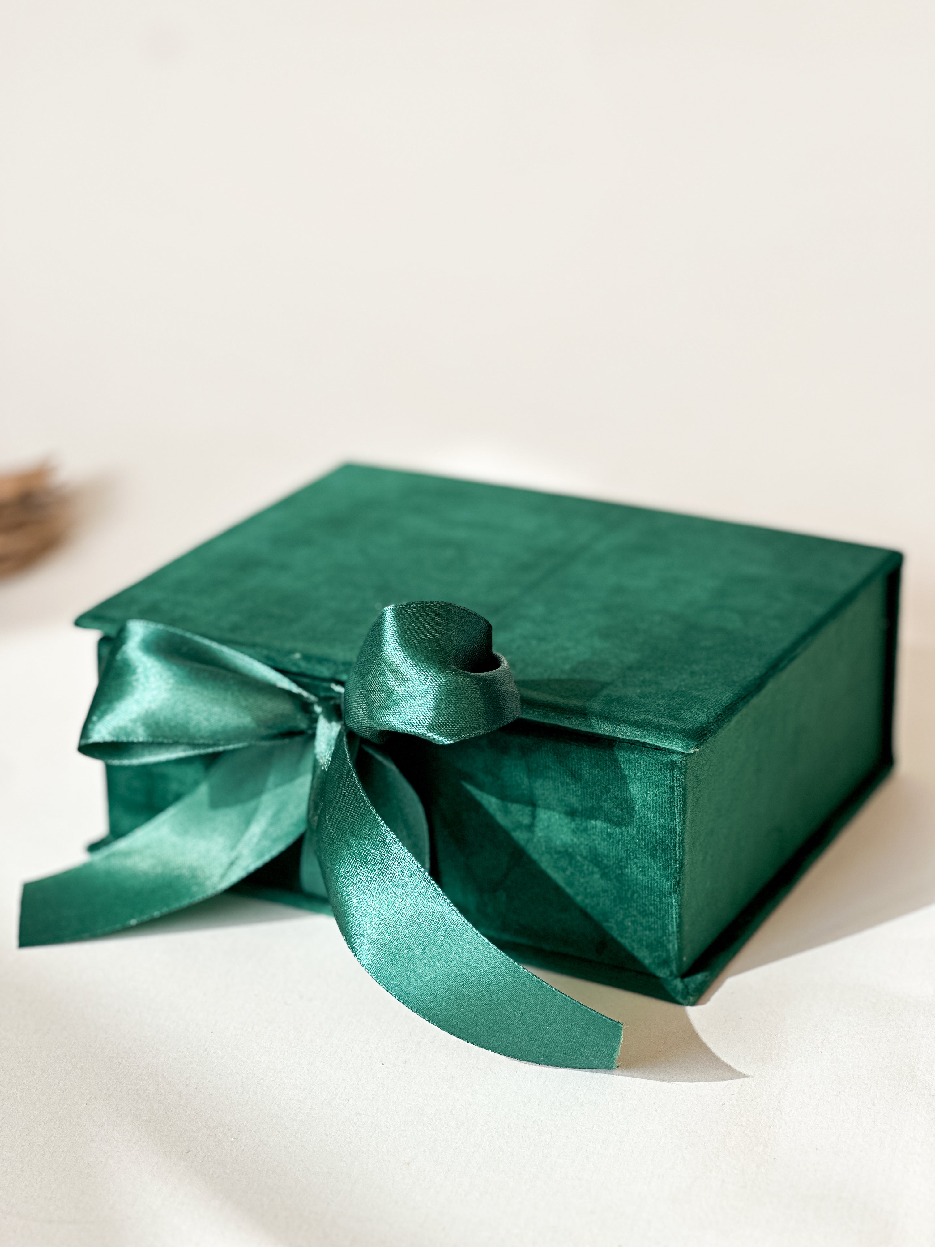 Rankų darbo dėžutė “Smaragdas”