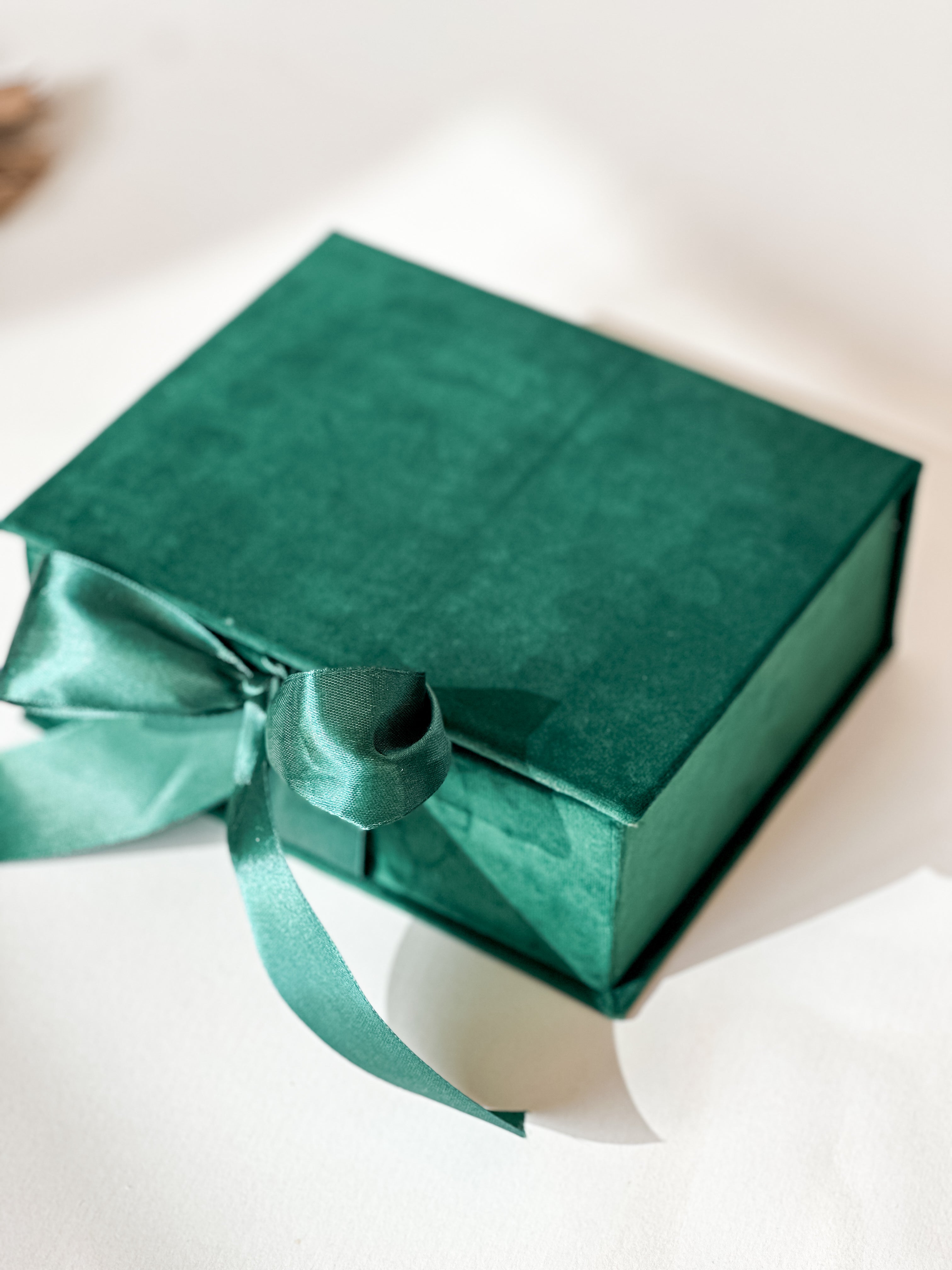 Rankų darbo dėžutė “Smaragdas”