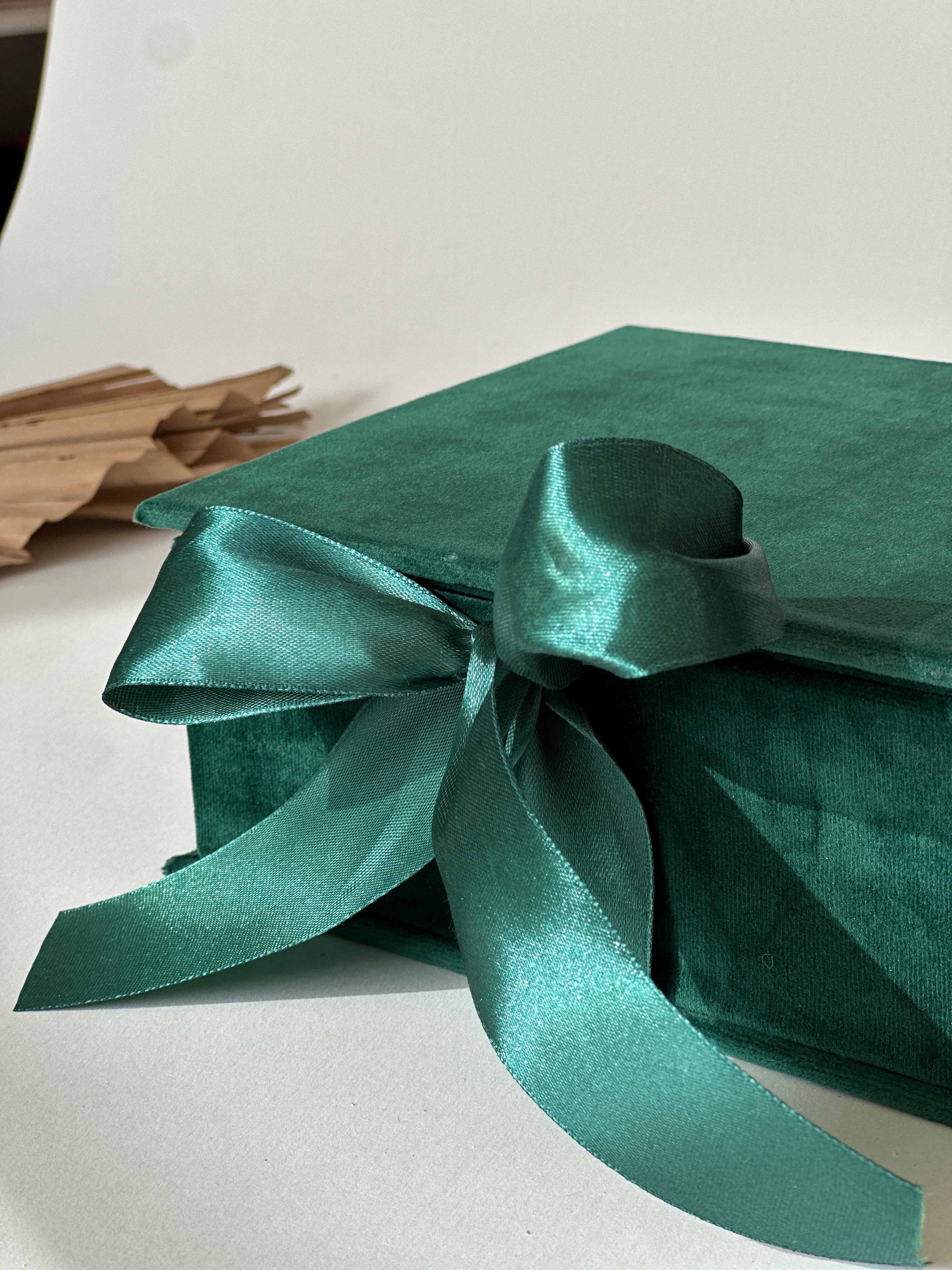 Rankų darbo dėžutė “Smaragdas”