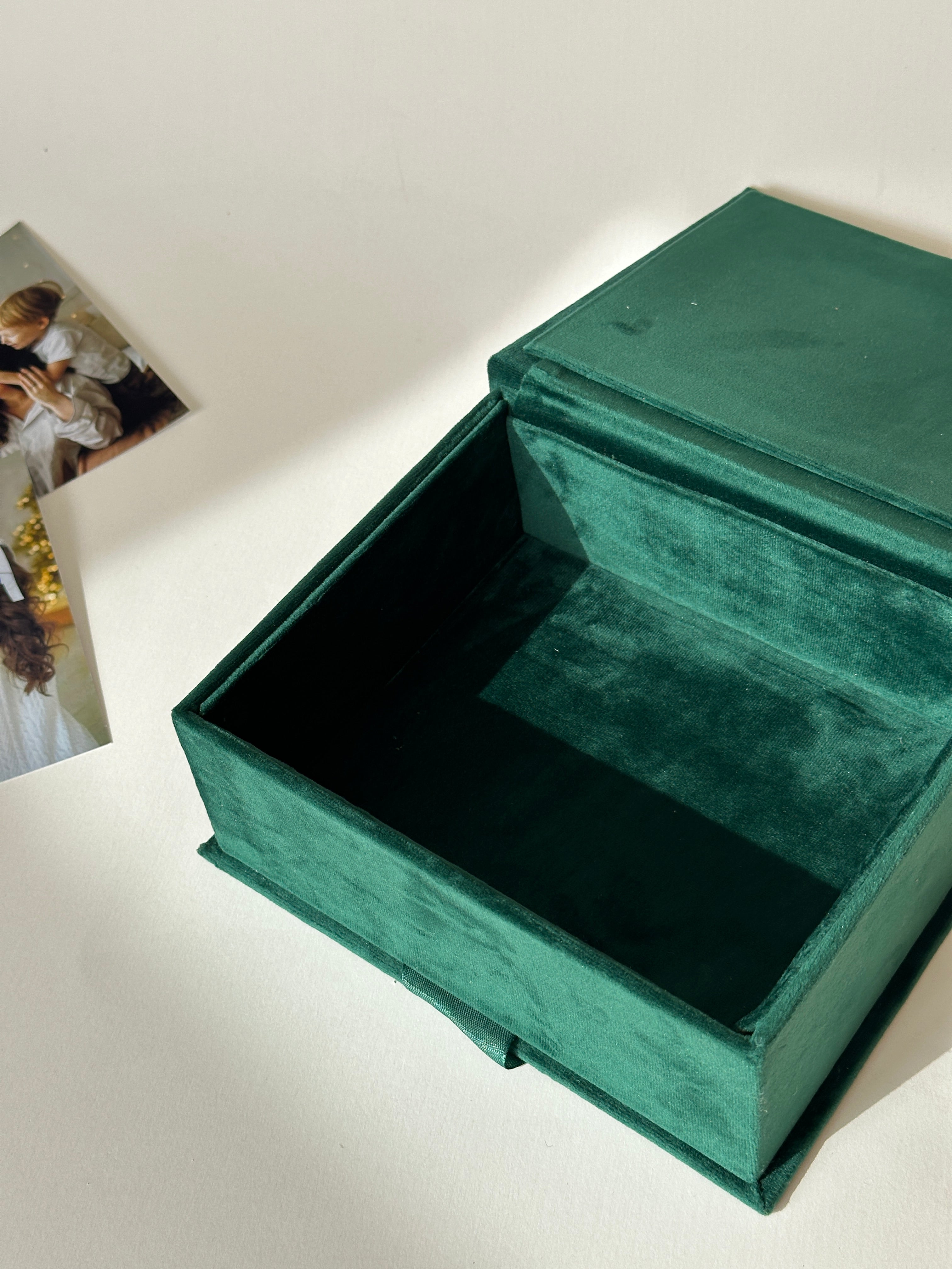 Rankų darbo dėžutė “Smaragdas”