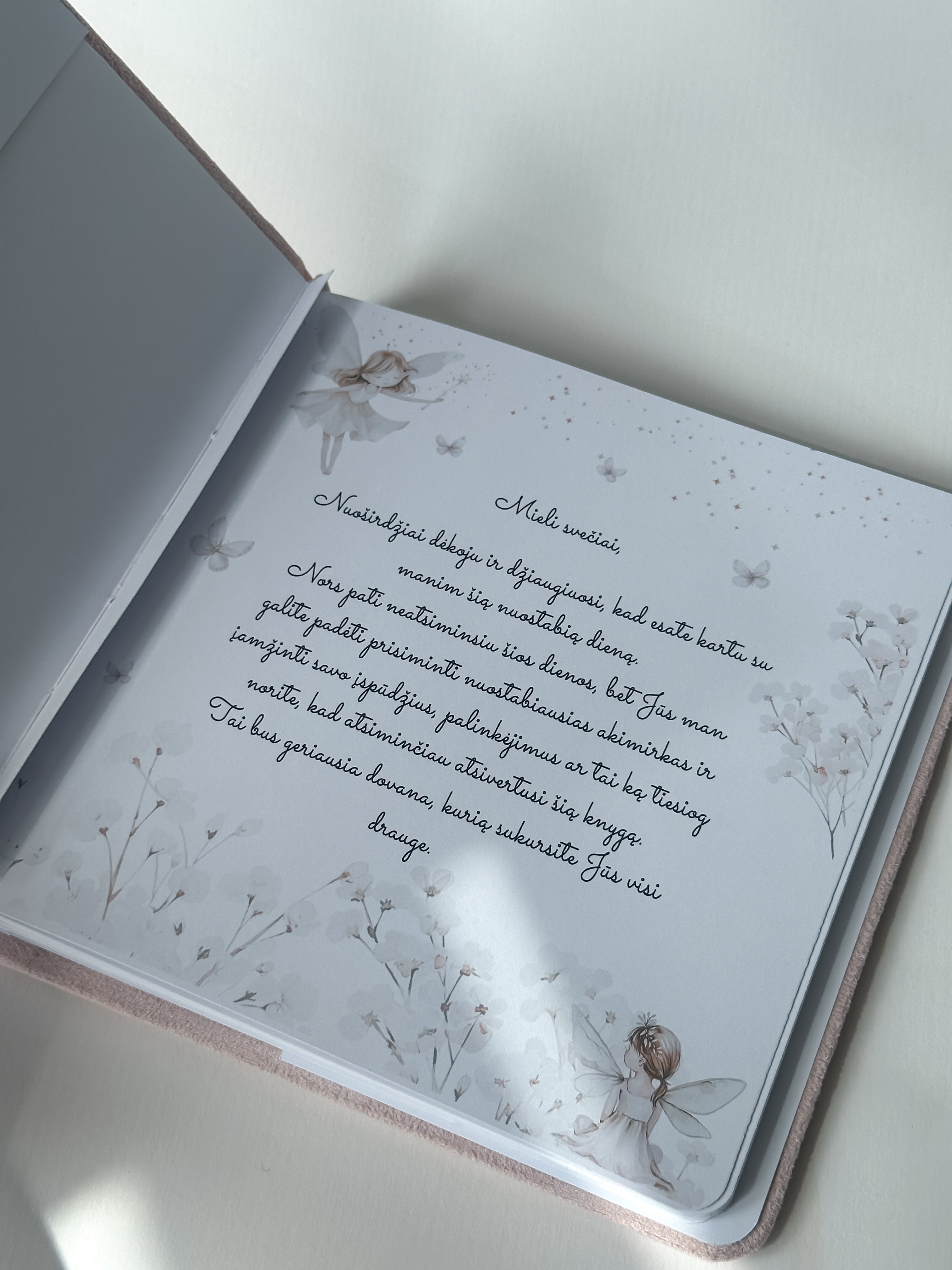 Krikštynų linkėjimų knyga “Širdelė”